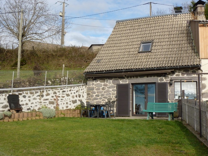 photo 0