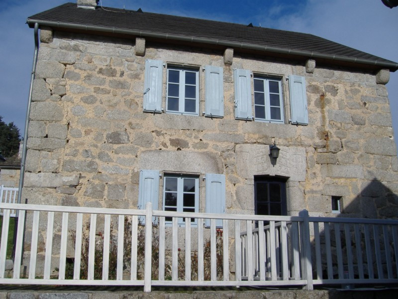 photo 0