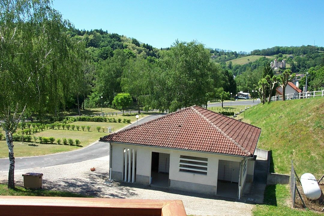 photo 0