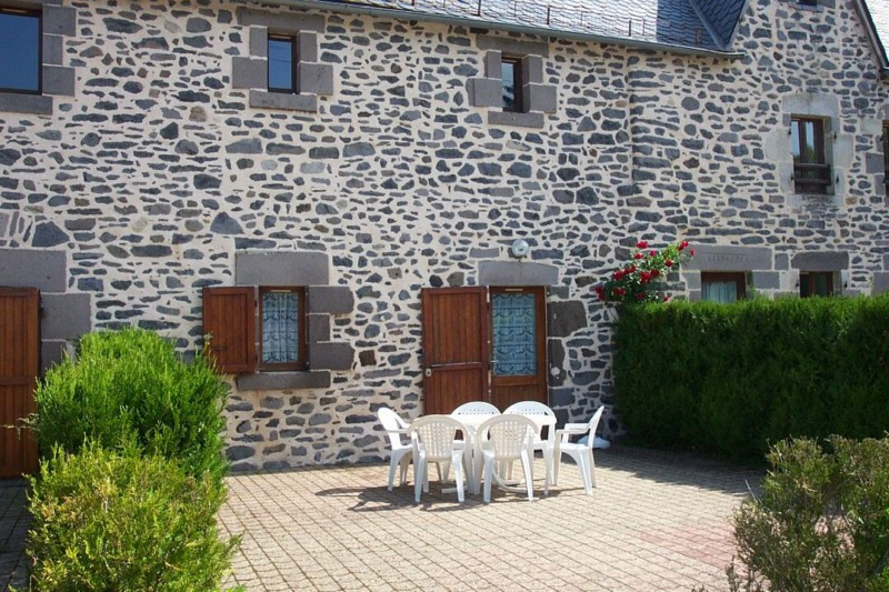 photo 0
