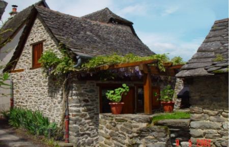 Gîte n°999 Montsalvy - Cantal - photo