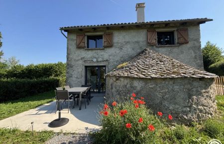 G&icirc;te n&deg;587 Puycapel - Cantal - photo