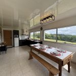 Maison avec vue panoramique sur la campagne environnante
