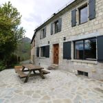 gite - Le Castagnou-Les Gardes- - SAINT JACQUES DES BLATS - Cantal