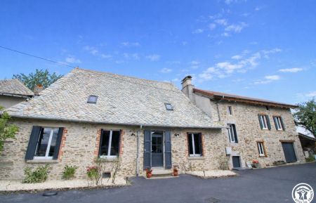 Gîte n°507 Roannes-Saint-Mary - Cantal - photo