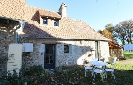 G&icirc;te n&deg;97 Saint-Mamet-la-Salvetat - Cantal - photo