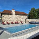 piscine de 10X4m non chauff&eacute;e, avec abri, commune avec les propri&eacute;taires