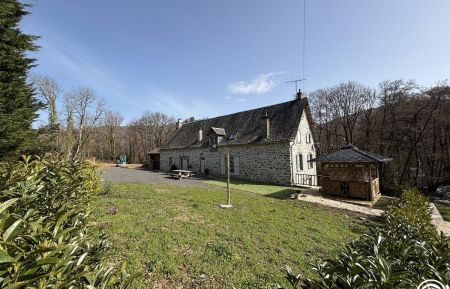 G&icirc;te n&deg;502 Condat - Cantal - photo