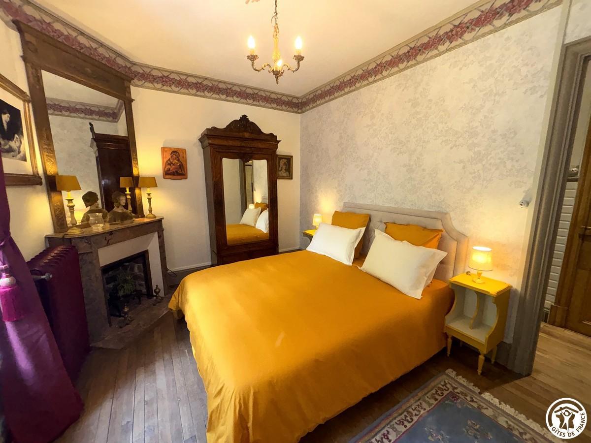 Chambre 4 avec salle d'eau semi-ouverte photo 28
