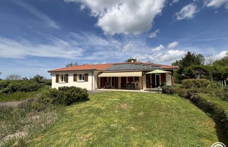 G&icirc;te n&deg;691 Jussac - Cantal - photo